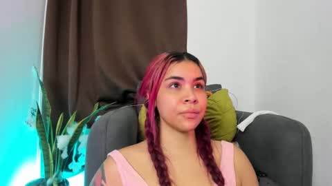 Nia online show from October 20, 2:03 am