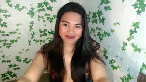 Snapshot of nylecummer chatting on February 20, 7:52 pm nylecummer online show from February 20, 7:52 pm