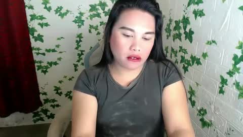Snapshot of nylecummer chatting on December 27, 6:42 pm nylecummer online show from December 27, 6:42 pm