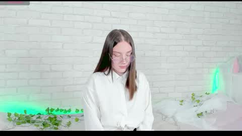 Snapshot of nymphalean chatting on October 21, 5:50 pm Kat online show from October 21, 5:50 pm