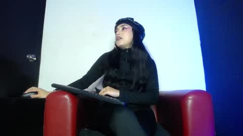 Snapshot of nyx1126 chatting on January 15, 12:36 pm nyx1126 online show from January 15, 12:36 pm