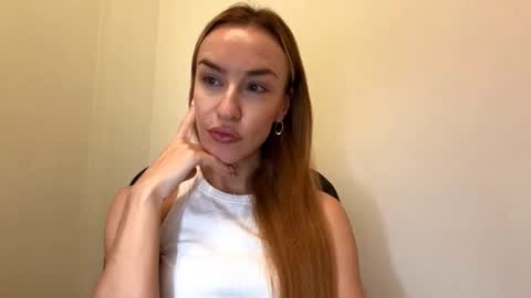Snapshot of nyxelia_ chatting on October 20, 7:22 am Anastasia online show from October 20, 7:22 am
