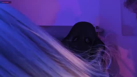 Snapshot of nyxshadow__ chatting on March 10, 4:07 am Nyx Shadow online show from March 10, 4:07 am