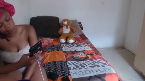 obsessedmimi online show from January 15, 10:43 am