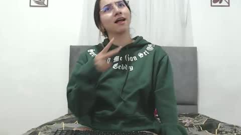 Val online show from March 12, 9:17 pm