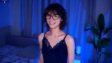Snapshot of odettehatt chatting on September 30, 7:30 pm Thea online show from September 30, 7:30 pm