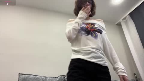 Thea online show from February 19, 4:45 am