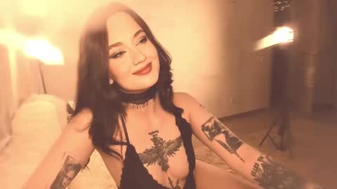 Snapshot of oh_lilith chatting on March 2, 10:13 pm your dear Lilith Chapman online show from March 2, 10:13 pm