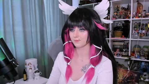 Clementine  Clem  online show from April 7, 8:49 am