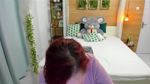 OhLadyPlease online show from November 28, 7:00 am