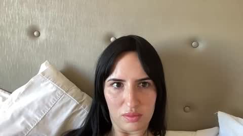 riley online show from September 24, 3:22 pm