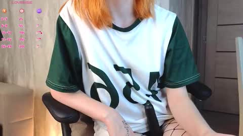 Yumi online show from September 15, 6:04 pm