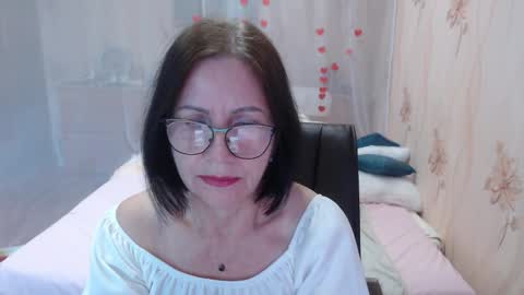 OlgaHottie online show from October 22, 12:04 am