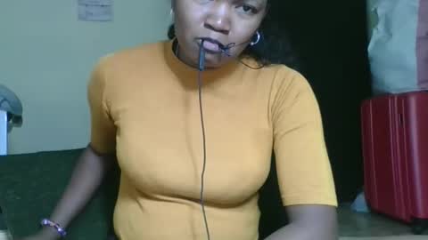 olgamariah203875 online show from May 31, 6:09 pm