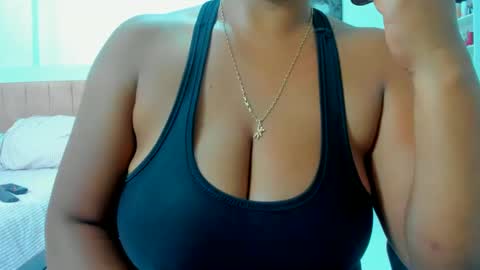 Snapshot of olivahot30 chatting on March 4, 3:15 pm olivahot30 online show from March 4, 3:15 pm