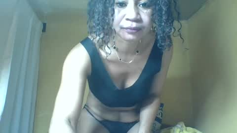 olivia9794 online show from July 5, 7:47 am