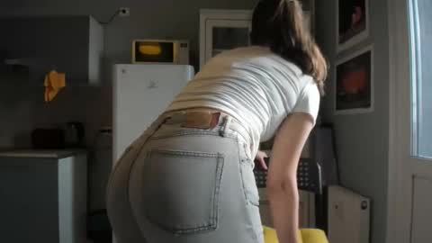 olivia__dream online show from May 6, 3:49 pm