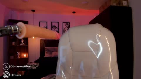 Snapshot of olivia__ds chatting on February 1, 4:14 am Olivia online show from February 1, 4:14 am
