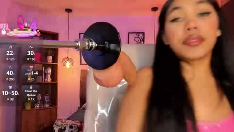 Snapshot of olivia__ds chatting on February 22, 4:40 am Olivia online show from February 22, 4:40 am