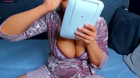 Olli online show from November 16, 5:42 am