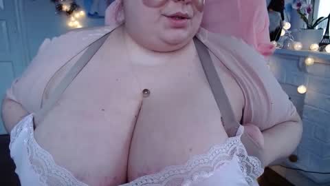 Olivia Gold online show from February 4, 7:51 am