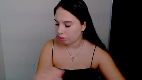 Snapshot of olivia_red_ chatting on September 10, 12:05 pm Olivia online show from September 10, 12:05 pm