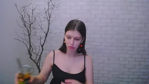 Snapshot of olivia_red_ chatting on January 11, 2:15 pm Olivia online show from January 11, 2:15 pm