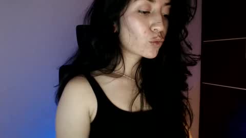 oliviaaa__ online show from September 12, 9:00 pm