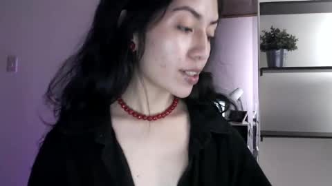 oliviaaa__ online show from October 22, 4:56 pm