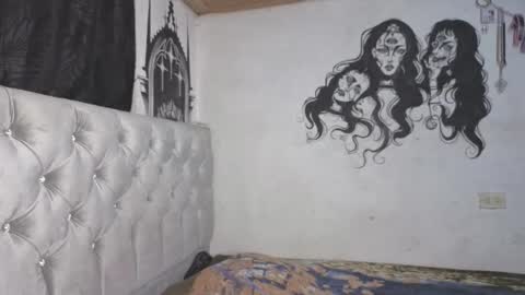 oliviabluee10 online show from February 21, 10:43 pm