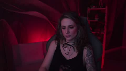 Liv online show from November 5, 2:39 am