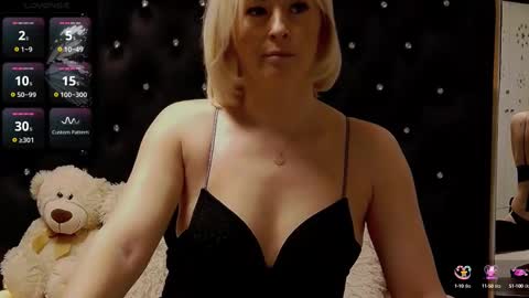 Olivia online show from March 11, 7:57 am