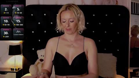 Olivia online show from January 31, 4:58 am