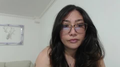 only_yours_xx online show from June 15, 7:58 pm