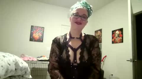 Snapshot of onlylovedinthedark chatting on October 27, 1:01 am onlylovedinthedark online show from October 27, 1:01 am