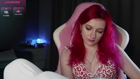 Hannah online show from November 24, 5:37 pm