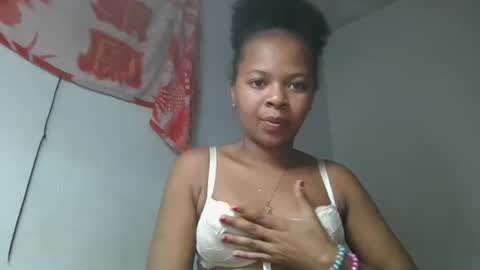 ornellahhh online show from October 12, 9:28 pm