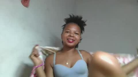 ornellahhh online show from October 3, 3:17 pm