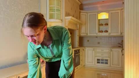 Call me Gabriela online show from November 25, 2:08 pm