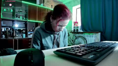 Ella online show from March 2, 6:27 am