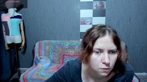 Ella online show from October 3, 8:19 am