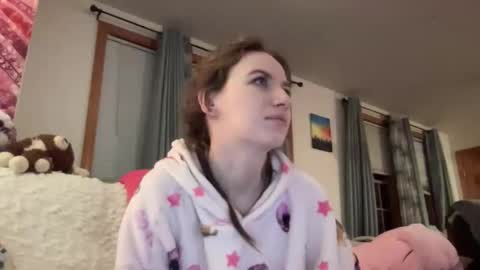 paisleysnowxo online show from November 12, 2:53 am