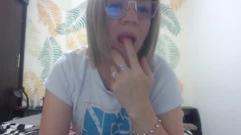 Snapshot of paloma_martin chatting on September 17, 11:36 pm paloma online show from September 17, 11:36 pm