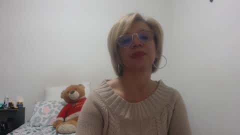 Snapshot of paloma_martin chatting on January 28, 11:50 pm paloma online show from January 28, 11:50 pm