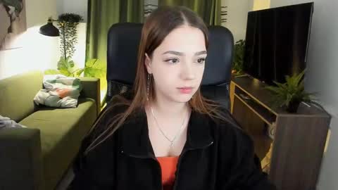 Snapshot of pambeeslyy chatting on March 5, 2:34 pm Pam online show from March 5, 2:34 pm