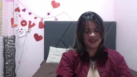 pamela_echeverria online show from March 20, 11:37 am