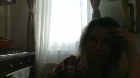 PAMEL ISSY online show from December 19, 11:46 am