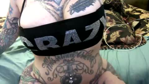 PAMELA GUNNS online show from April 12, 8:33 pm