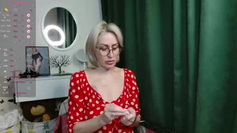 pamellamurphy online show from March 21, 1:54 am