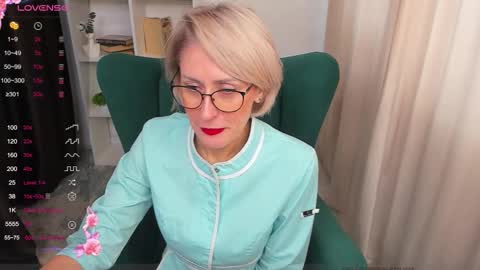 Snapshot of pamellamurphy chatting on October 15, 7:33 am pamellamurphy online show from October 15, 7:33 am